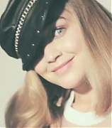 gigihadid00008.jpg