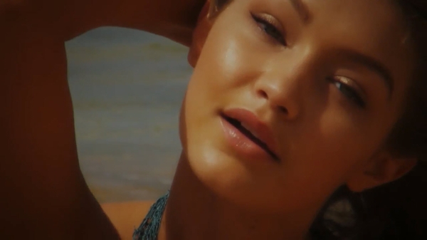 gigihadid-si-050.jpg