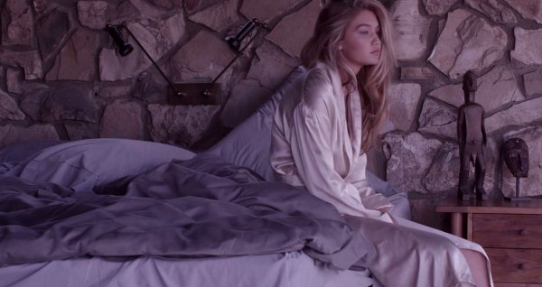 gigihadid00128.jpg