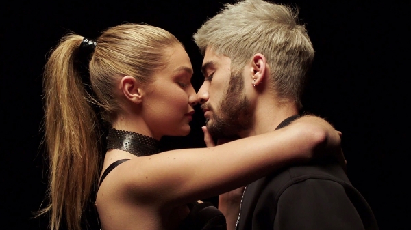 gigihadid-zaynmalik-kiss00067.jpg
