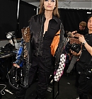 backstage_28529~0.JPG