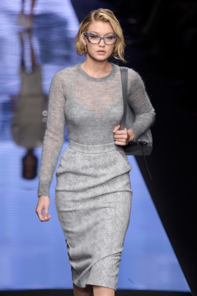 Gigi2BHadid2BMax2BMara2BRunway2BClose2Bups2BMFW2BFW20152Bh5AxhsG-BDZx.jpg