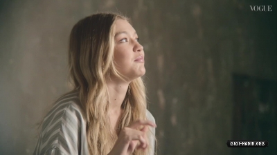 Gigi_Hadid__What_Would_Gigi_do___10_Things_You_Didn_t_Know___British_Vogue_0767.jpg