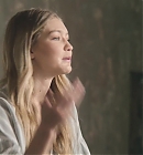 Gigi_Hadid__What_Would_Gigi_do___10_Things_You_Didn_t_Know___British_Vogue_0464.jpg